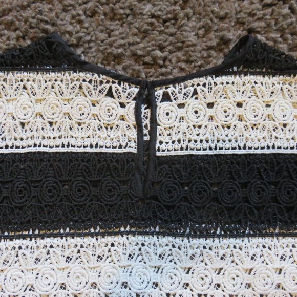 Blouse without sleeves - Picture 1 of 4